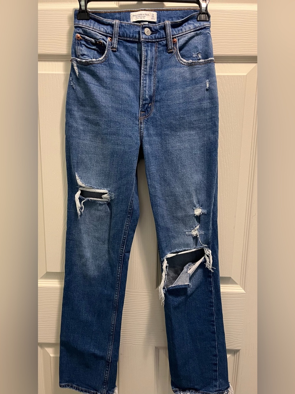 Abercrombie & Fitch Distressed Straight Leg Jeans - Medium Blue